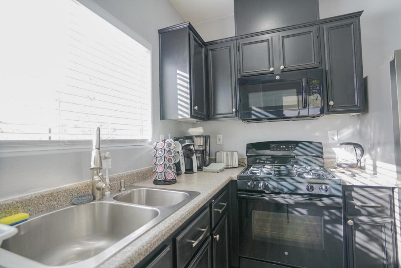 Ultra Modern Las Vegas Home 20Min From The Strip Ngoại thất bức ảnh