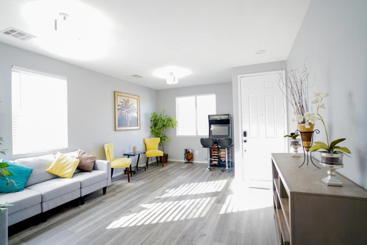 Ultra Modern Las Vegas Home 20Min From The Strip Ngoại thất bức ảnh