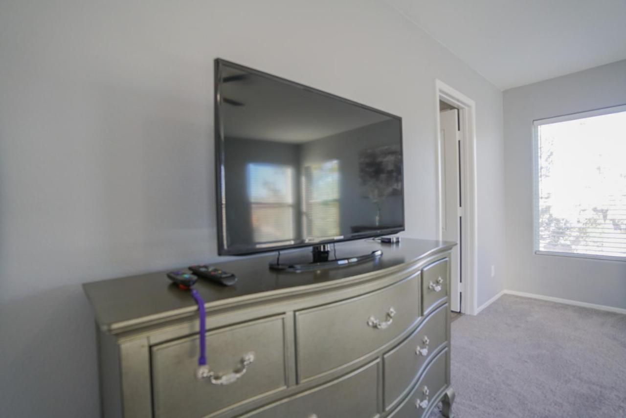 Ultra Modern Las Vegas Home 20Min From The Strip Ngoại thất bức ảnh